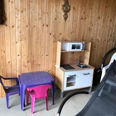 Holiday home Biene *