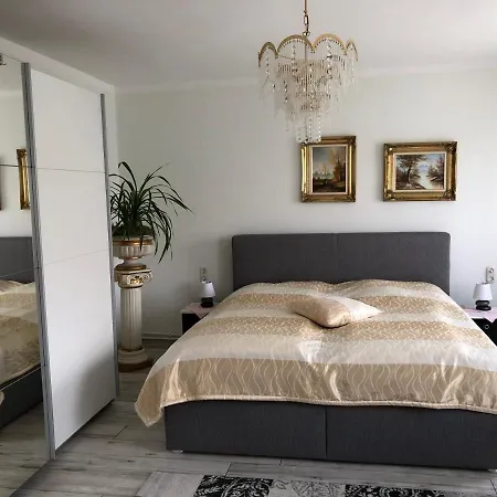 Biene Holiday home