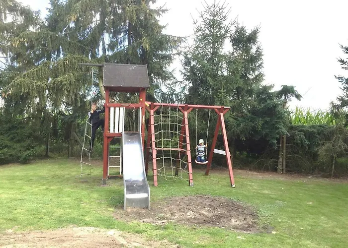 Biene Nyaraló Wartin